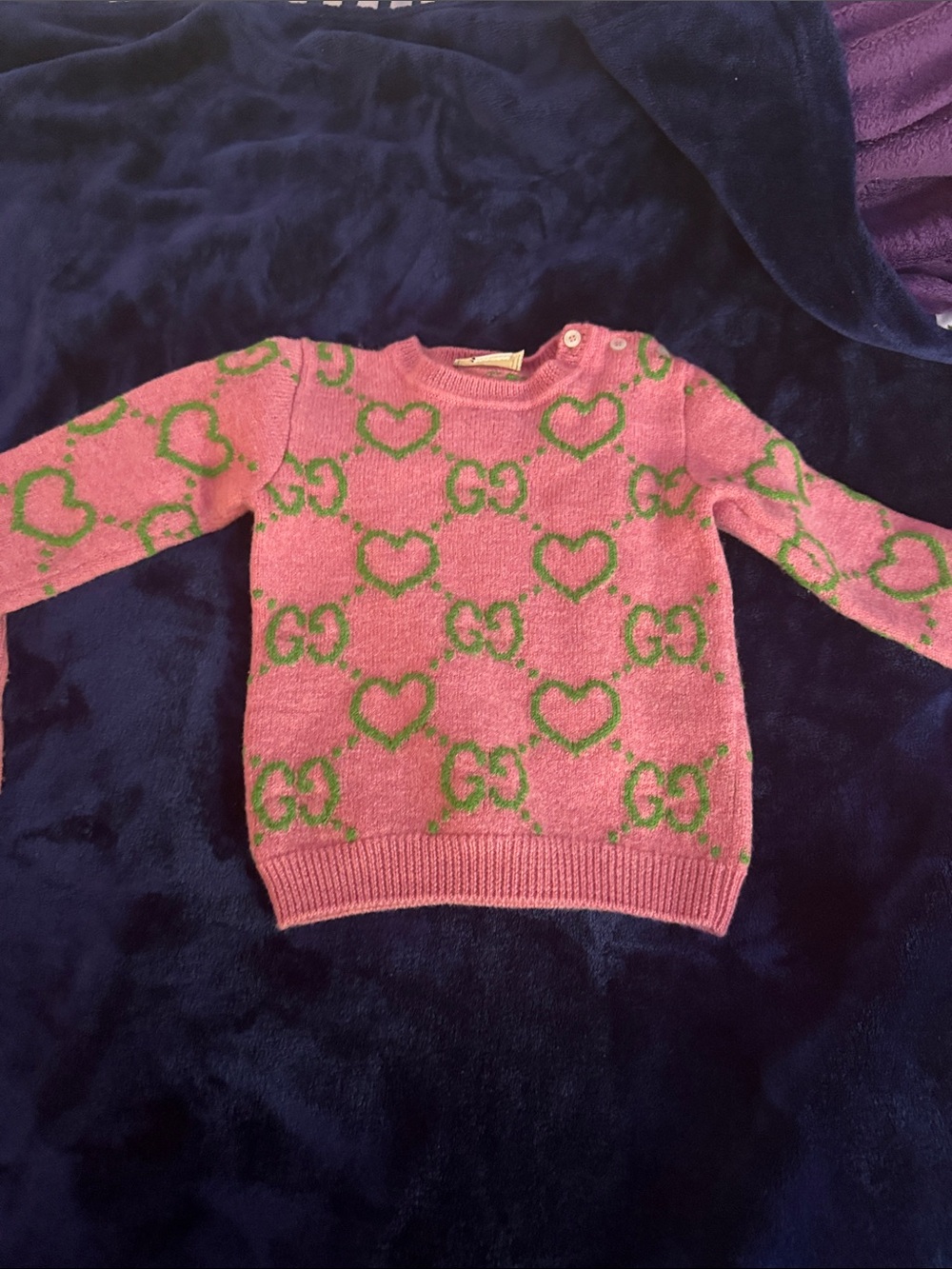 Gucci Pink Sweater with Green Heart Pattern